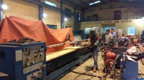 Phục hồi ngõng trục chân vịt tàu thủy