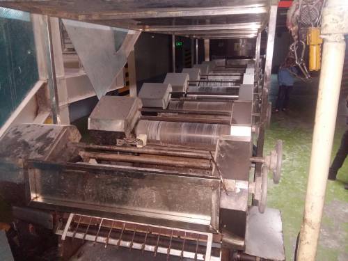 Phục hồi lô (trục) cán bột mỳ bằng phun phủ kim loại